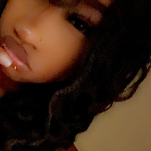 Meet your Posher, Alonzaia